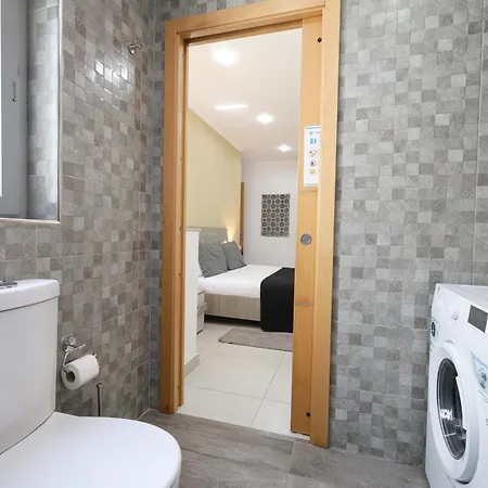 Spacious & Quietly Located 2Bd Penthouse With Large Terrace & Distant Sea Views San Pawl il-Baħar Kültér fotó