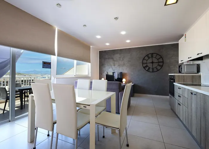 Spacious & Quietly Located 2Bd Penthouse With Large Terrace & Distant Sea Views