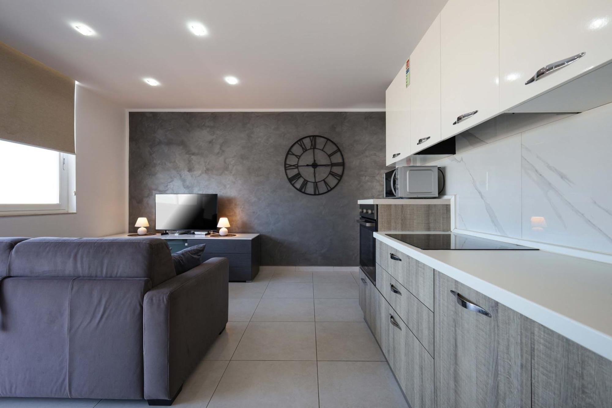 Spacious & Quietly Located 2bd Penthouse With Large Terrace & Distant Sea Views St. Paul's Bay