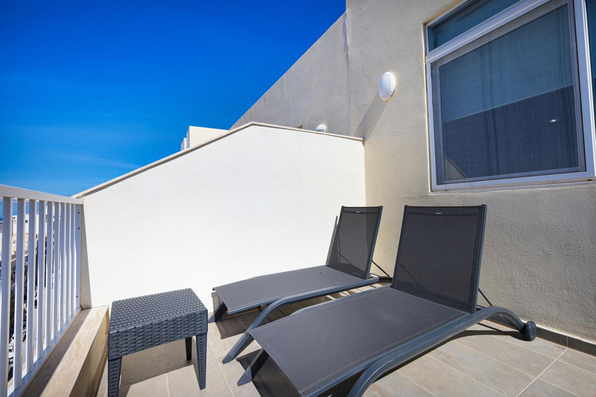 Spacious & Quietly Located 2bd Penthouse With Large Terrace & Distant Sea Views St. Paul's Bay